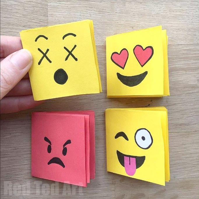 mini notebooks with emoji faces