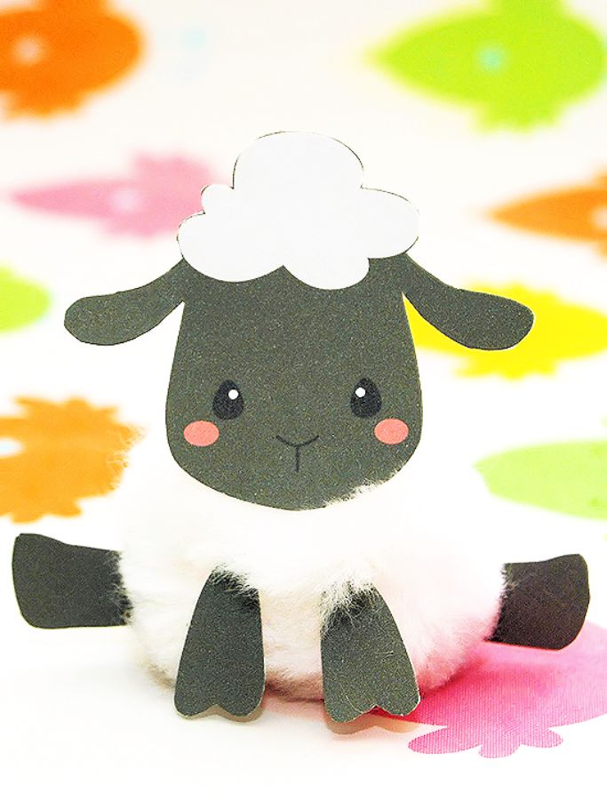 sheep craft made with large pom-pom